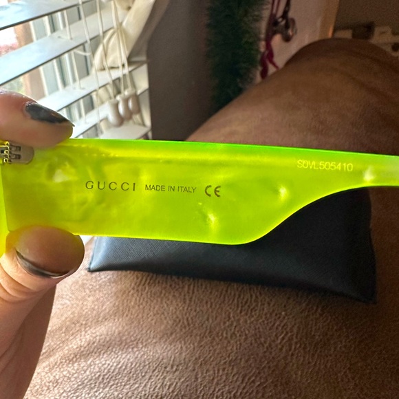 Gucci Sunglasses - Picture 5 of 6